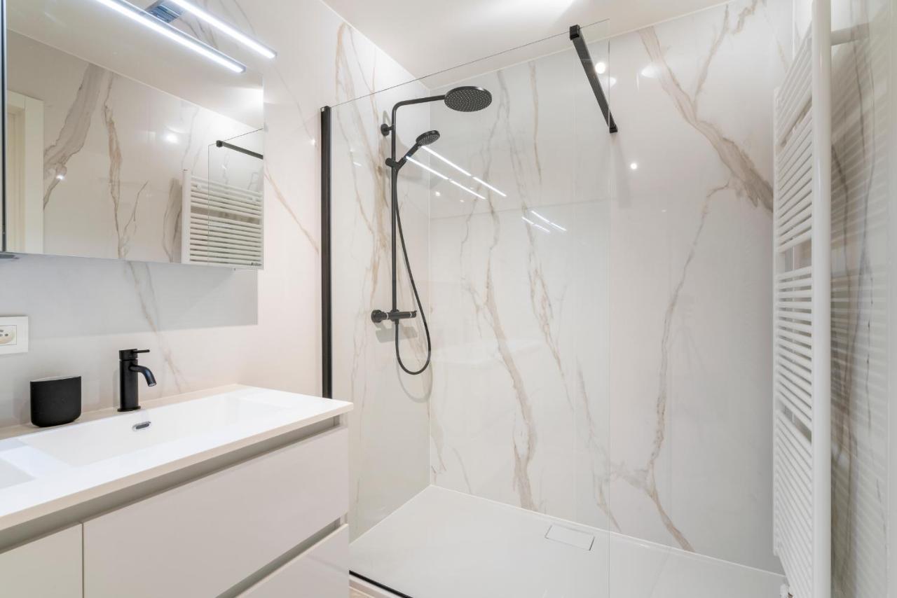 The Waves-Luxurious 3Bedroom App W Big Terrace & Garage Oostende Dış mekan fotoğraf